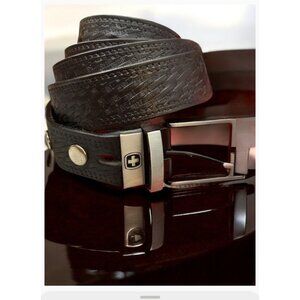 Swiss Gear Black Leather Belt with Basket‎ Weave Pattern, 45" Adjustable